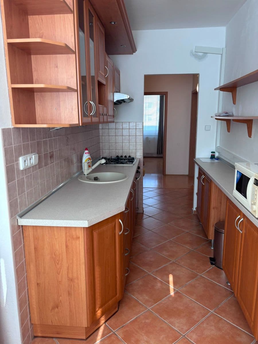 Prenájom bytu 2-izbový 54 m², Sputniková, Ružinov, Bratislavský kraj Prenájom bytu 2-izbový 54 m², Sputniková, Ružinov, Bratislavský kraj
