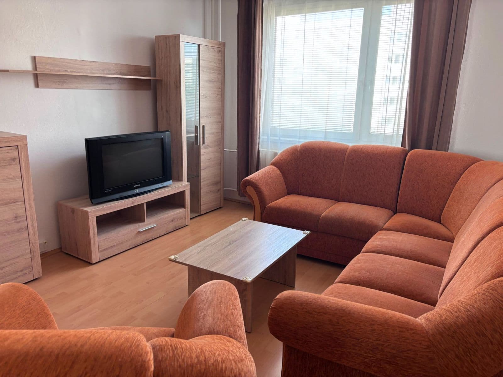 Prenájom bytu 2-izbový 54 m², Sputniková, Ružinov, Bratislavský kraj Prenájom bytu 2-izbový 54 m², Sputniková, Ružinov, Bratislavský kraj