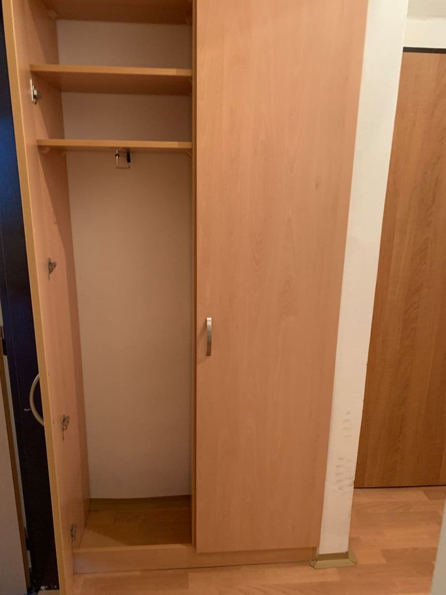 Prenájom bytu 1-izbový 36 m², Jihlavská, Praha, Praha Prenájom bytu 1-izbový 36 m², Jihlavská, Praha, Praha