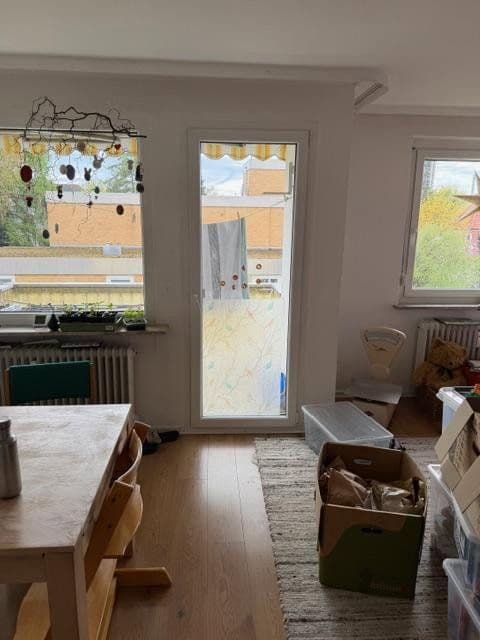 Prenájom bytu 4-izbový 85 m², Mozartstr. 2, Braunschweig, Dolné Sasko Prenájom bytu 4-izbový 85 m², Mozartstr. 2, Braunschweig, Dolné Sasko