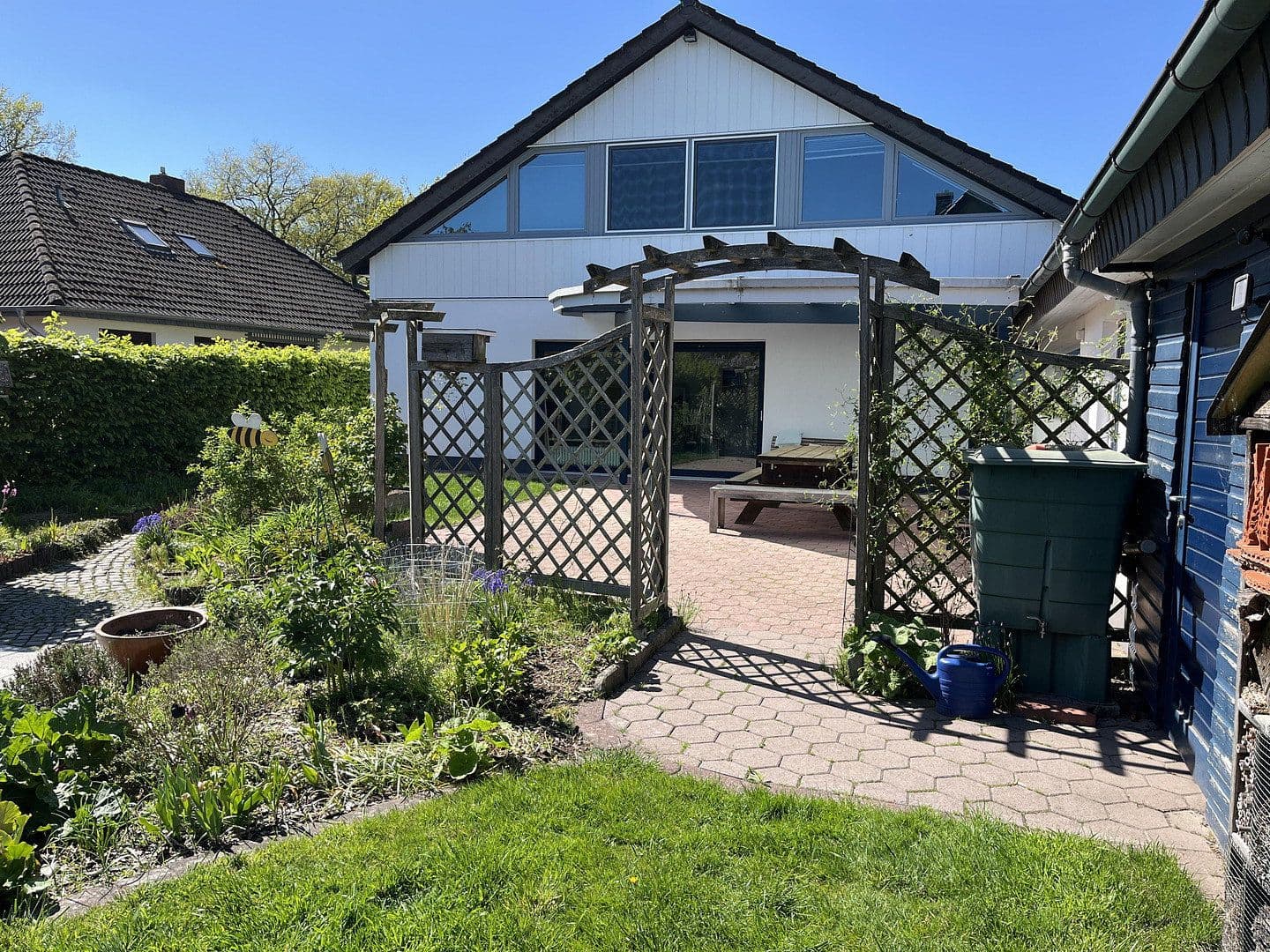Predaj domu 182 m², pozemek 558 m², Osterholz-Scharmbeck, Dolné Sasko Predaj domu 182 m², pozemek 558 m², Osterholz-Scharmbeck, Dolné Sasko