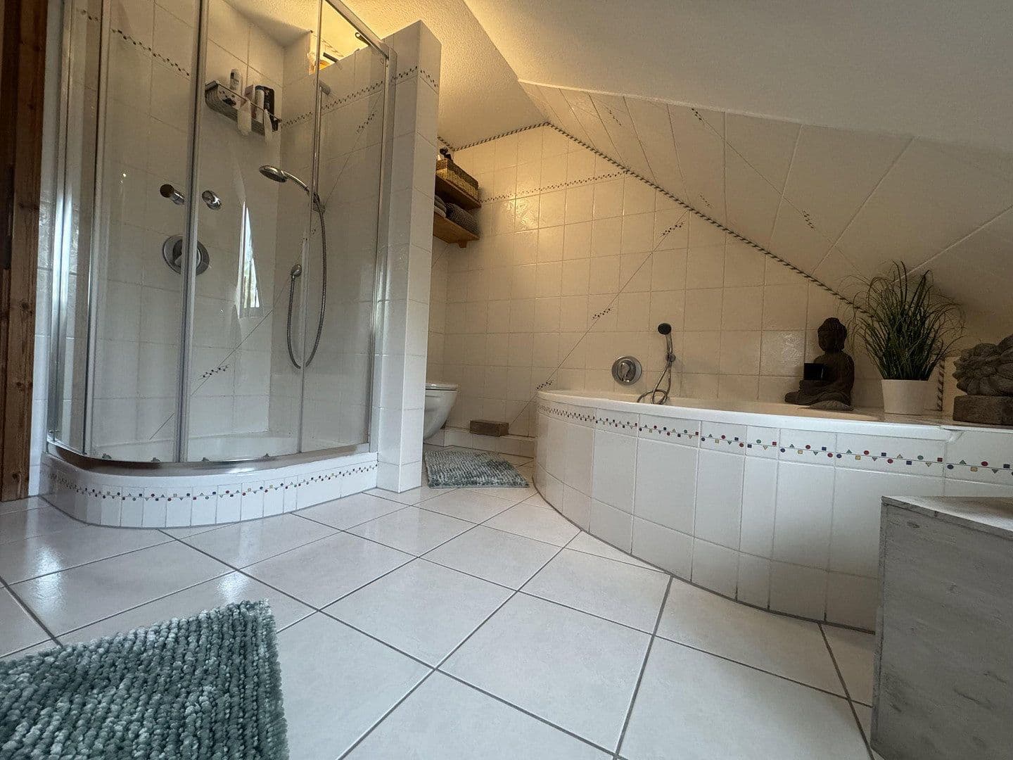 Predaj domu 134 m², pozemek 327 m², Neustadt am Rübenberge, Dolné Sasko Predaj domu 134 m², pozemek 327 m², Neustadt am Rübenberge, Dolné Sasko