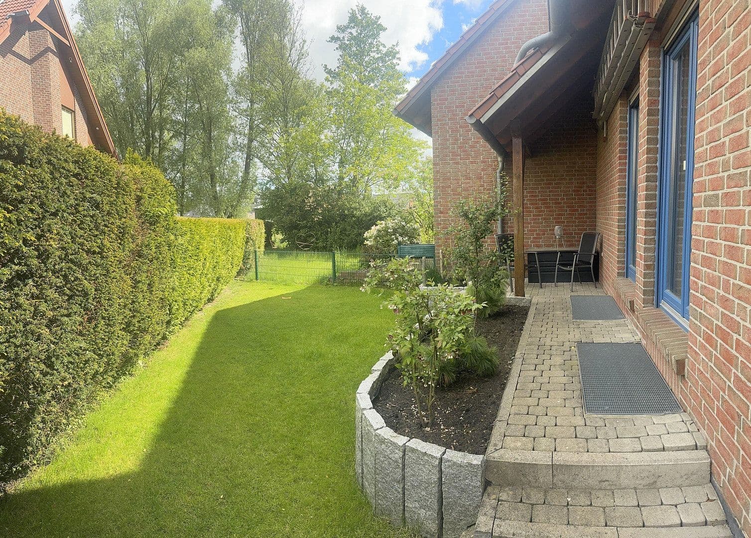 Predaj domu 134 m², pozemek 327 m², Neustadt am Rübenberge, Dolné Sasko Predaj domu 134 m², pozemek 327 m², Neustadt am Rübenberge, Dolné Sasko