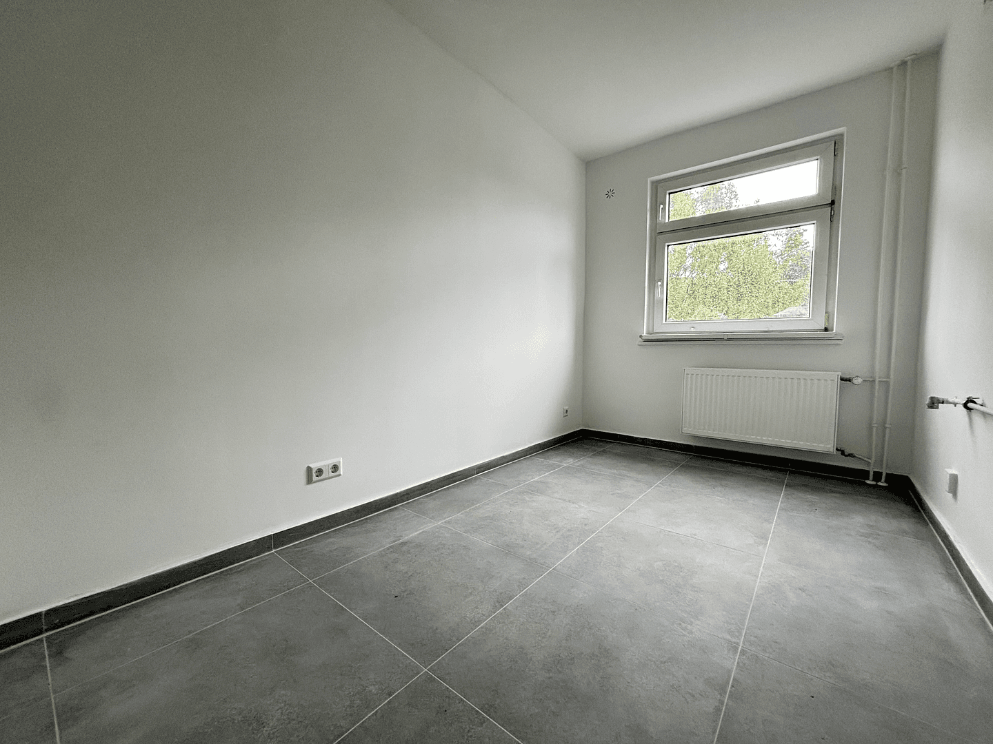 Predaj bytu 2-izbový 50 m², Holzmannstraße 17, Berlin, Berlín Predaj bytu 2-izbový 50 m², Holzmannstraße 17, Berlin, Berlín