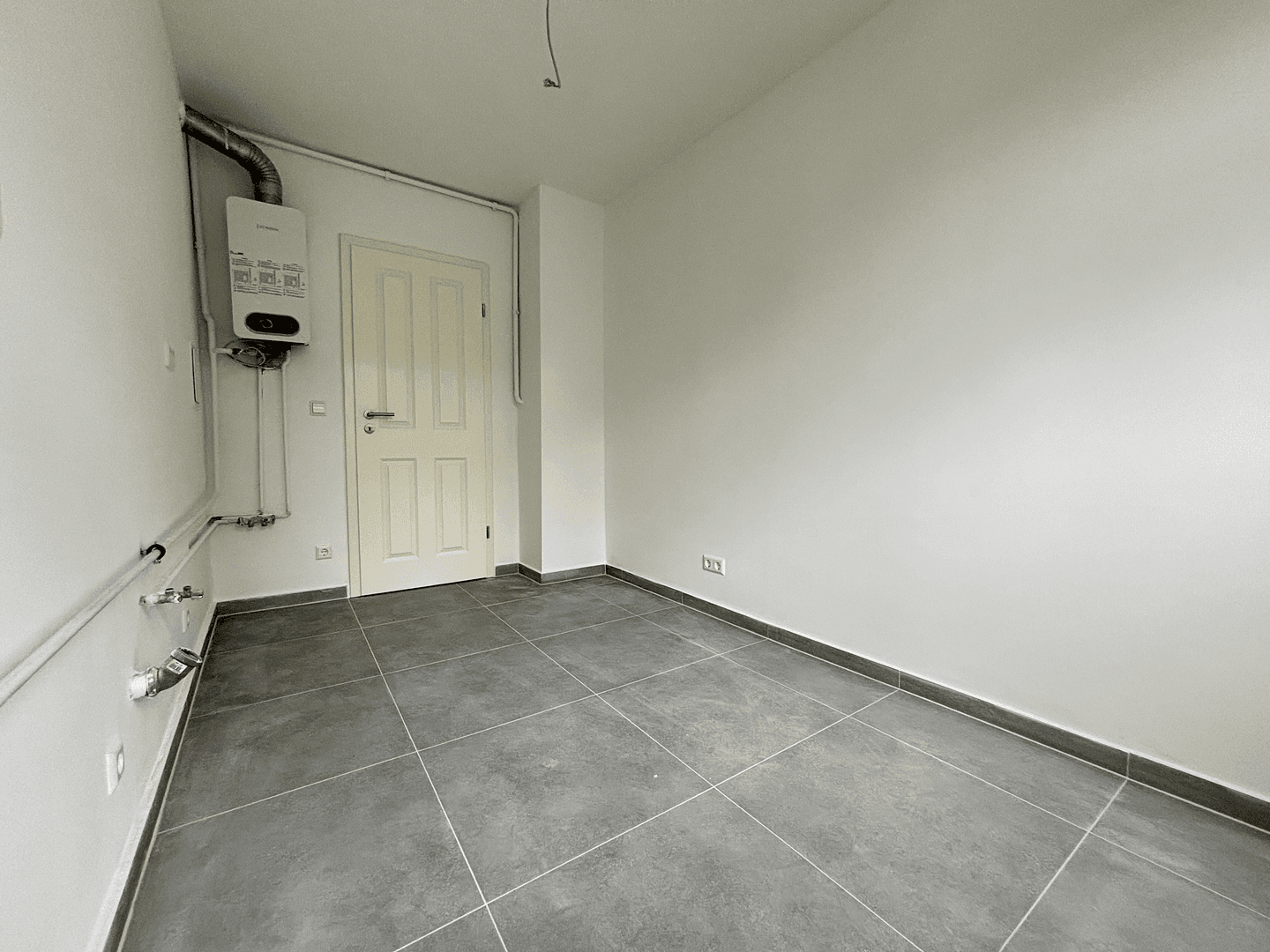 Predaj bytu 2-izbový 50 m², Holzmannstraße 17, Berlin, Berlín Predaj bytu 2-izbový 50 m², Holzmannstraße 17, Berlin, Berlín