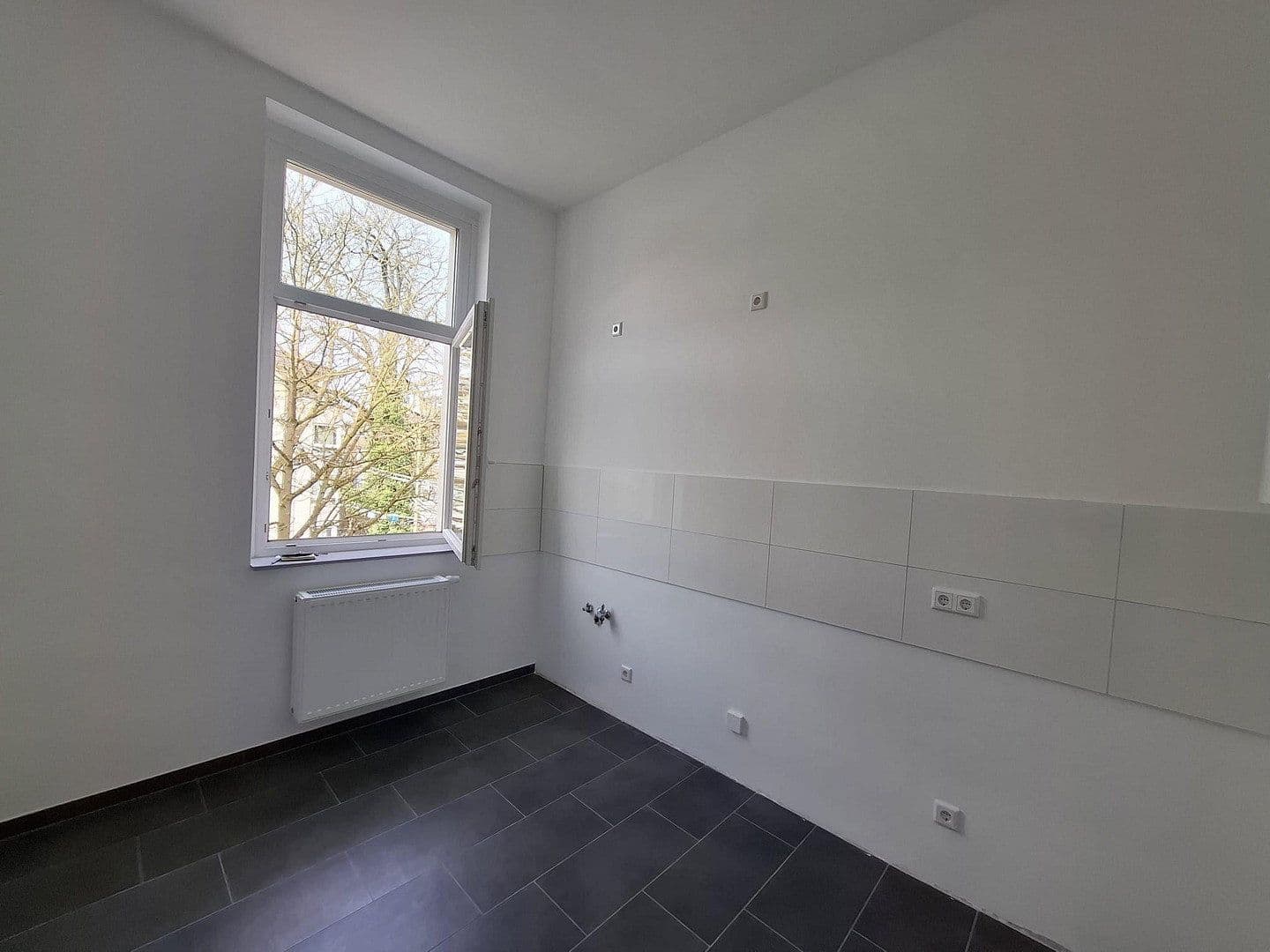Prenájom bytu 2-izbový 61 m², Essen, Severné Porýnie - Westfálsko Prenájom bytu 2-izbový 61 m², Essen, Severné Porýnie - Westfálsko