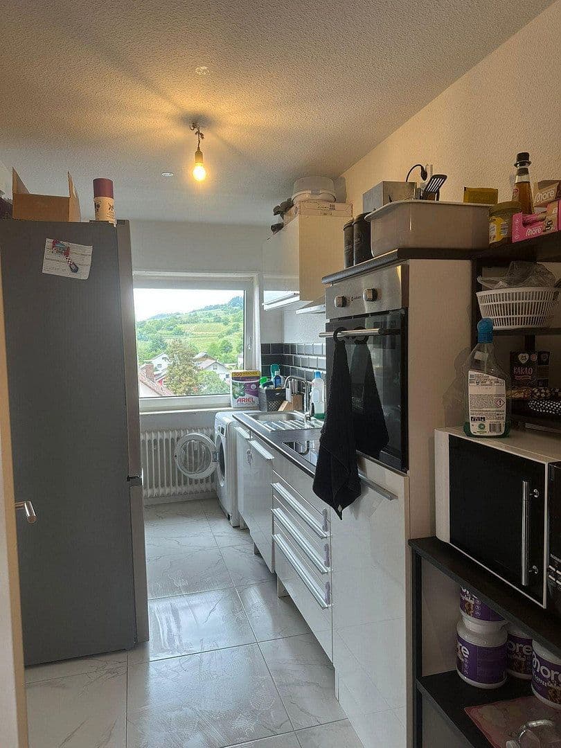 Prenájom bytu 3-izbový 83 m², Laudenbach, Bádensko-Wurttembersko Prenájom bytu 3-izbový 83 m², Laudenbach, Bádensko-Wurttembersko