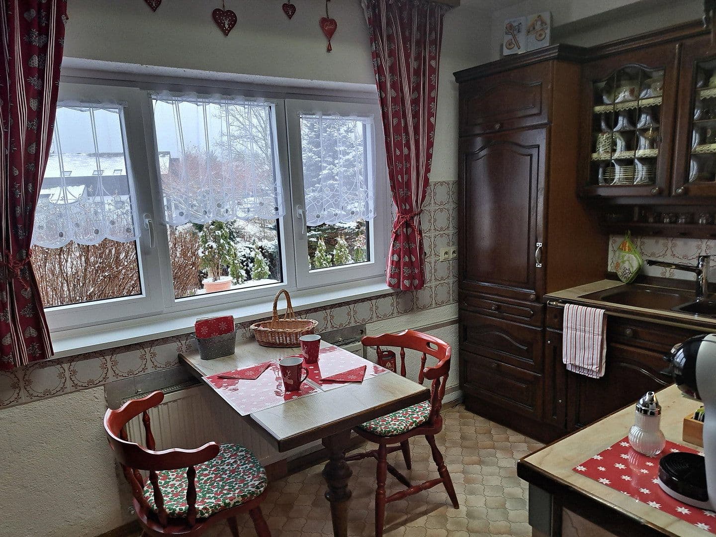 Predaj domu 330 m², pozemek 840 m², Lärchenweg 5, Schluchsee, Bádensko-Wurttembersko Predaj domu 330 m², pozemek 840 m², Lärchenweg 5, Schluchsee, Bádensko-Wurttembersko