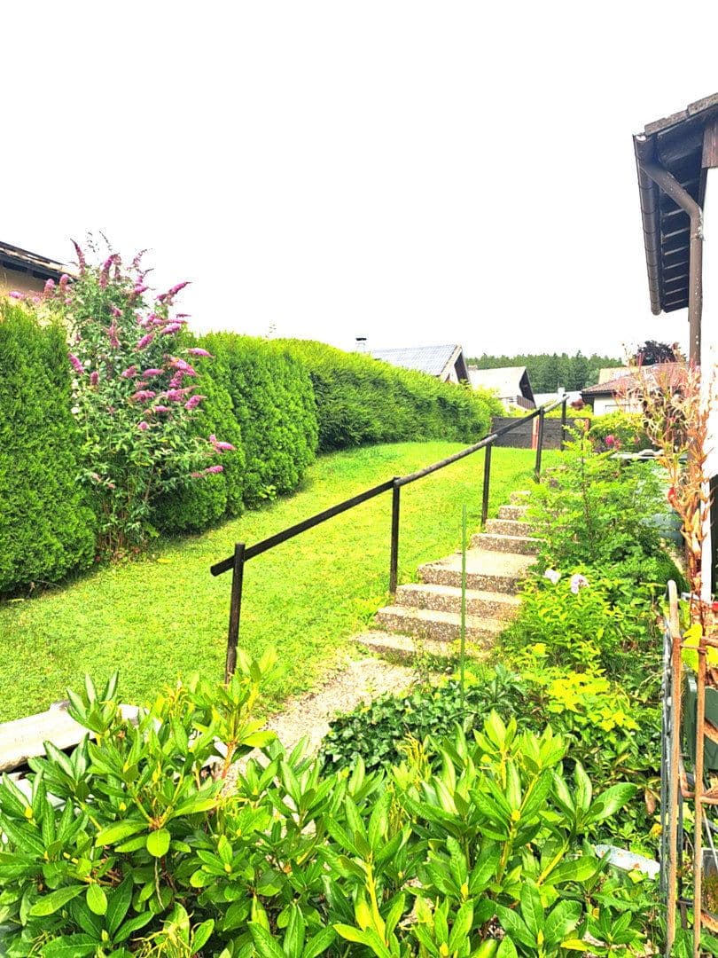 Predaj domu 330 m², pozemek 840 m², Lärchenweg 5, Schluchsee, Bádensko-Wurttembersko Predaj domu 330 m², pozemek 840 m², Lärchenweg 5, Schluchsee, Bádensko-Wurttembersko