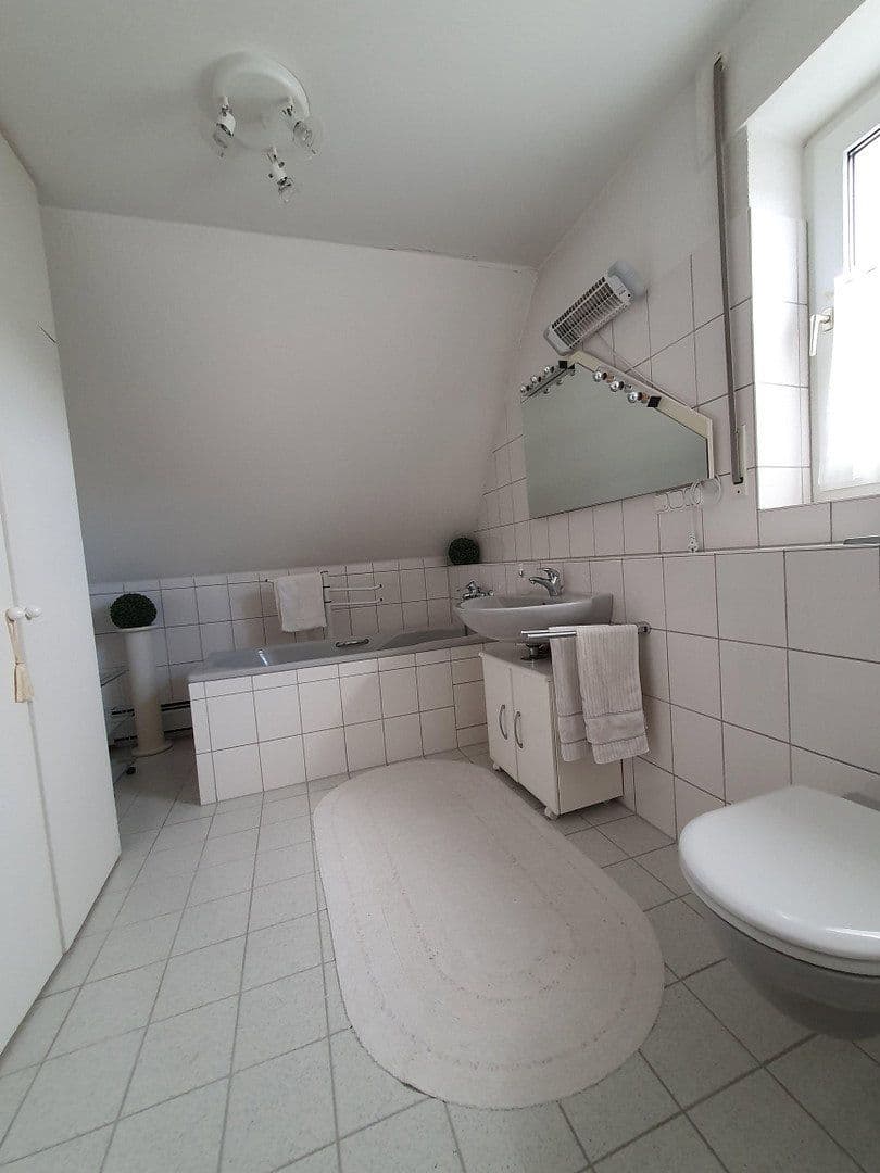 Predaj domu 220 m², pozemek 484 m², Ratingen, Severné Porýnie - Westfálsko Predaj domu 220 m², pozemek 484 m², Ratingen, Severné Porýnie - Westfálsko