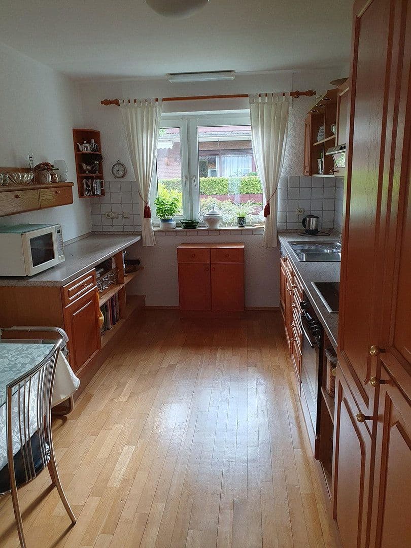 Predaj domu 220 m², pozemek 484 m², Ratingen, Severné Porýnie - Westfálsko Predaj domu 220 m², pozemek 484 m², Ratingen, Severné Porýnie - Westfálsko