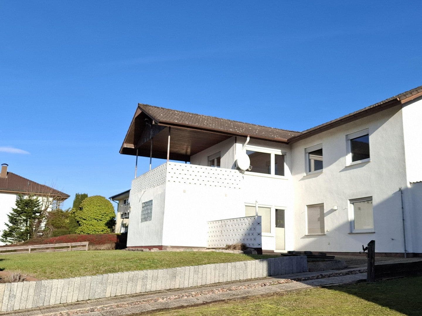 Prenájom bytu 4-izbový 114 m², Bad Hersfeld, Hesensko Prenájom bytu 4-izbový 114 m², Bad Hersfeld, Hesensko