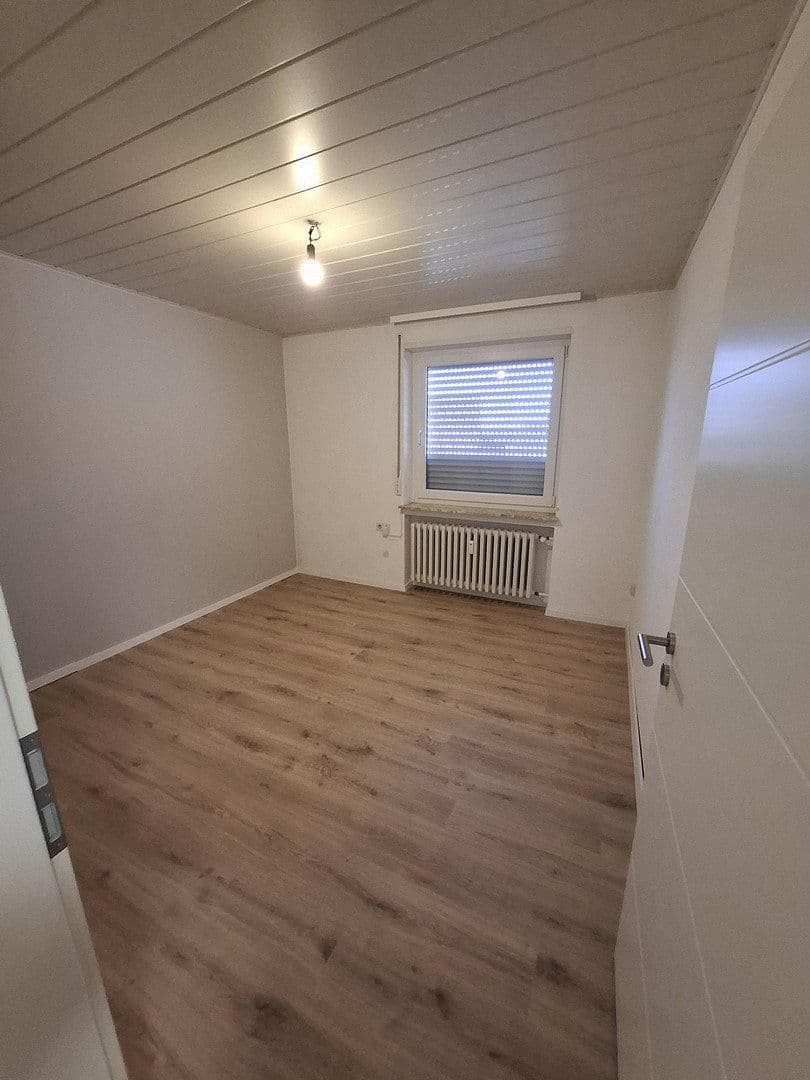 Prenájom bytu 4-izbový 114 m², Bad Hersfeld, Hesensko Prenájom bytu 4-izbový 114 m², Bad Hersfeld, Hesensko