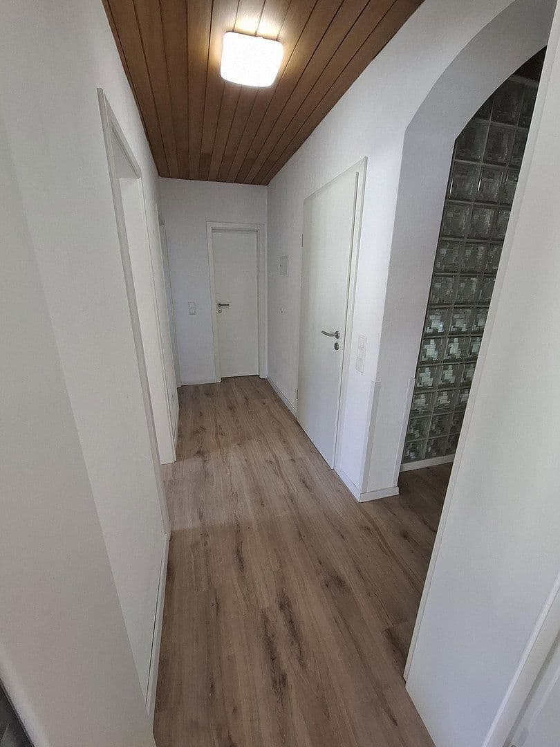 Prenájom bytu 4-izbový 114 m², Bad Hersfeld, Hesensko Prenájom bytu 4-izbový 114 m², Bad Hersfeld, Hesensko