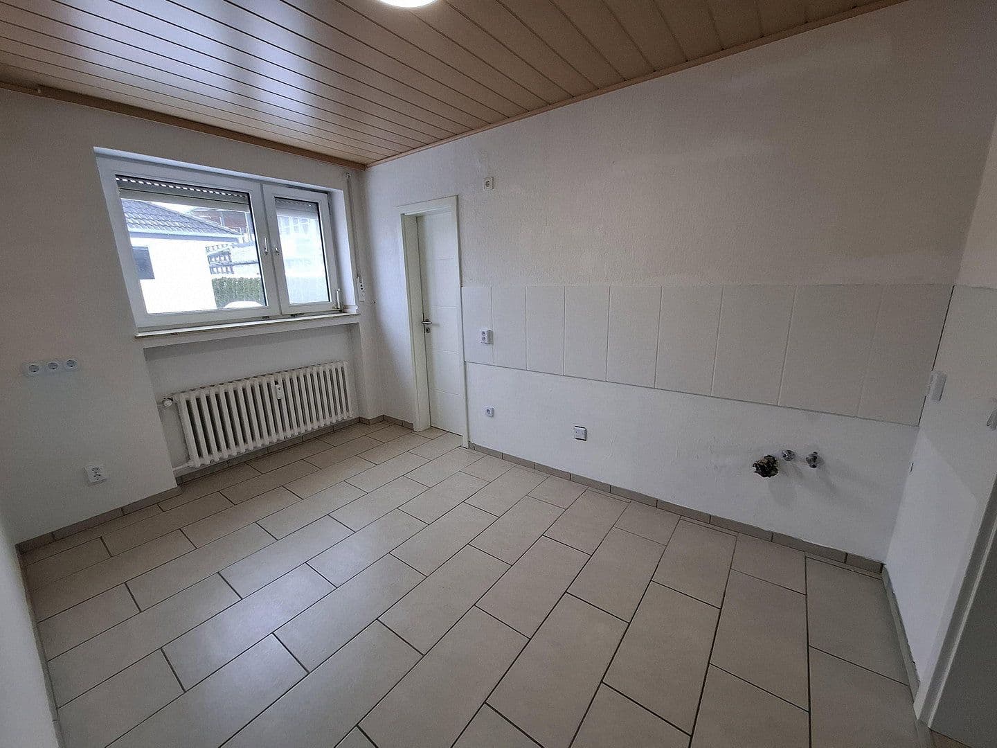 Prenájom bytu 4-izbový 114 m², Bad Hersfeld, Hesensko Prenájom bytu 4-izbový 114 m², Bad Hersfeld, Hesensko