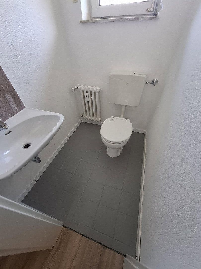Prenájom bytu 4-izbový 114 m², Bad Hersfeld, Hesensko Prenájom bytu 4-izbový 114 m², Bad Hersfeld, Hesensko
