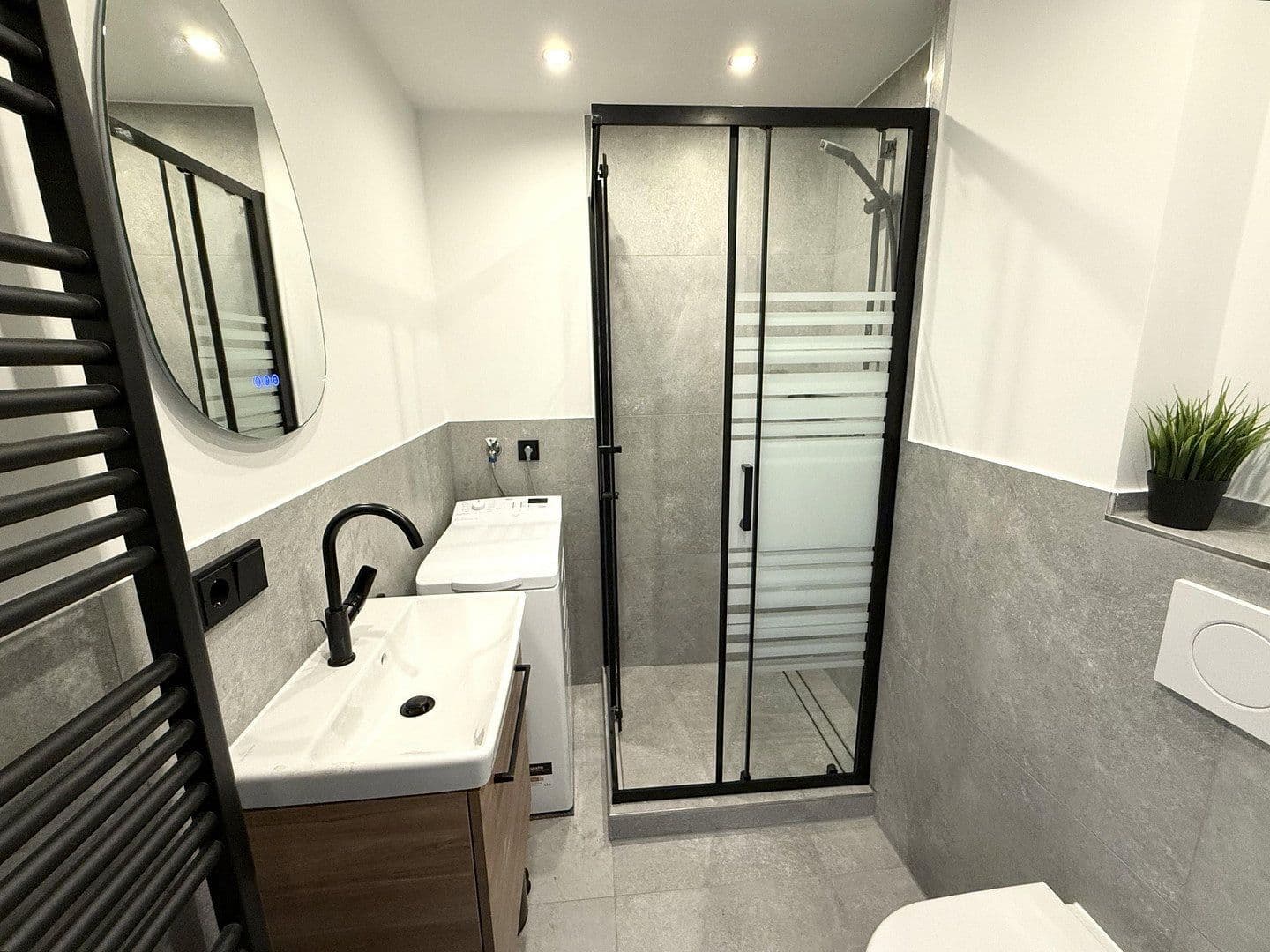 Prenájom bytu 1-izbový 30 m², München, Bavorsko Prenájom bytu 1-izbový 30 m², München, Bavorsko