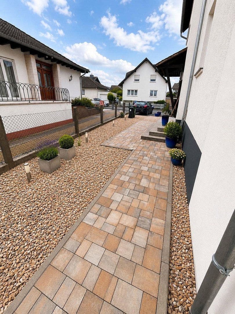 Predaj domu 160 m², pozemek 520 m², Weiterstadt, Hesensko Predaj domu 160 m², pozemek 520 m², Weiterstadt, Hesensko