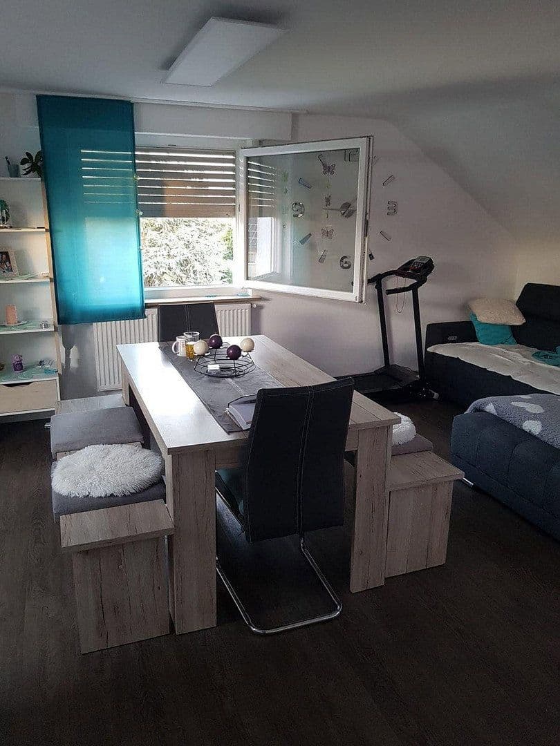 Prenájom bytu 3-izbový 88 m², Bauernstrasse 49, Ditzingen, Bádensko-Wurttembersko Prenájom bytu 3-izbový 88 m², Bauernstrasse 49, Ditzingen, Bádensko-Wurttembersko