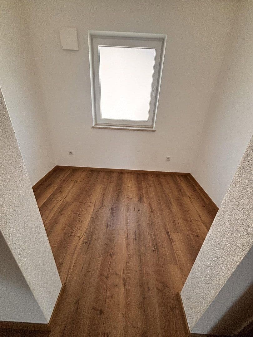 Prenájom domu 120 m², pozemek 200 m², Bauernstr. 18b, Aresing, Bavorsko Prenájom domu 120 m², pozemek 200 m², Bauernstr. 18b, Aresing, Bavorsko
