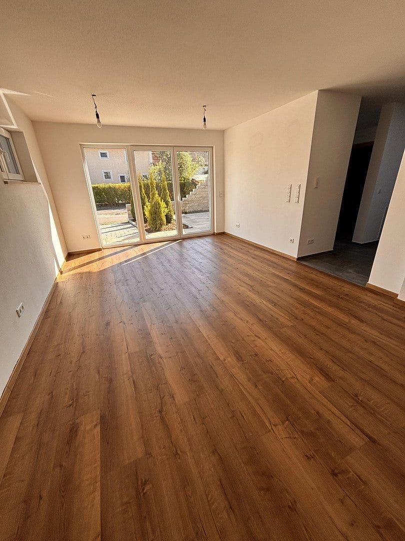 Prenájom domu 120 m², pozemek 200 m², Bauernstr. 18b, Aresing, Bavorsko Prenájom domu 120 m², pozemek 200 m², Bauernstr. 18b, Aresing, Bavorsko