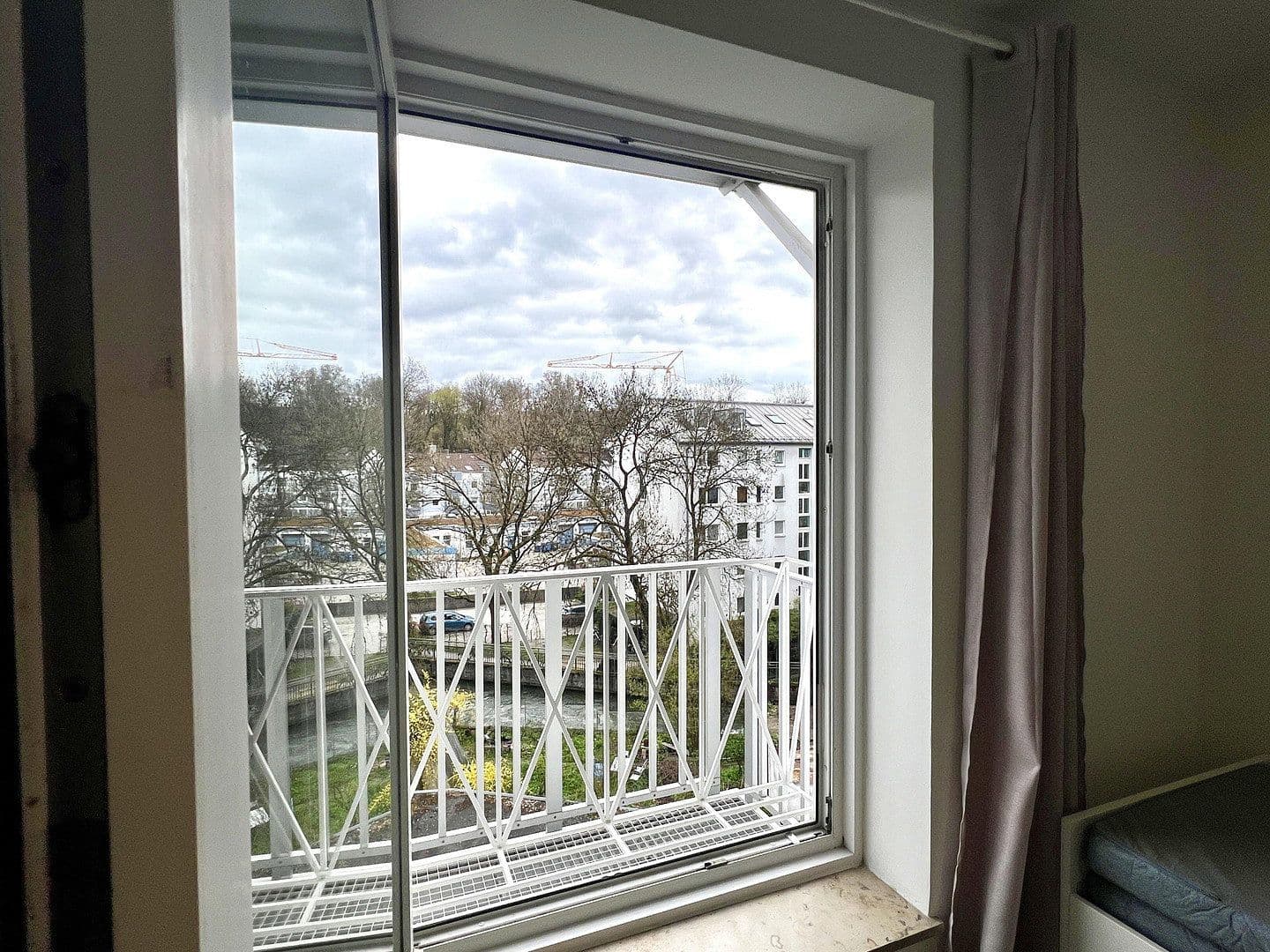 Prenájom bytu 1-izbový 22 m², Falkenstr.33, München, Bavorsko Prenájom bytu 1-izbový 22 m², Falkenstr.33, München, Bavorsko