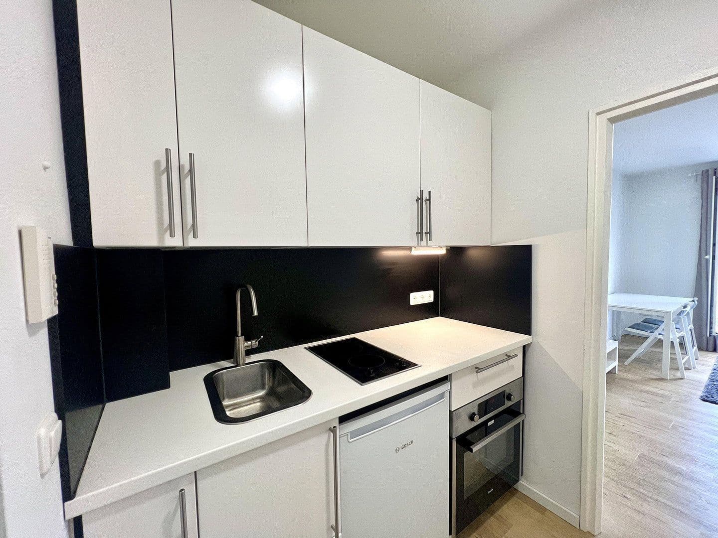 Prenájom bytu 1-izbový 22 m², Falkenstr.33, München, Bavorsko Prenájom bytu 1-izbový 22 m², Falkenstr.33, München, Bavorsko