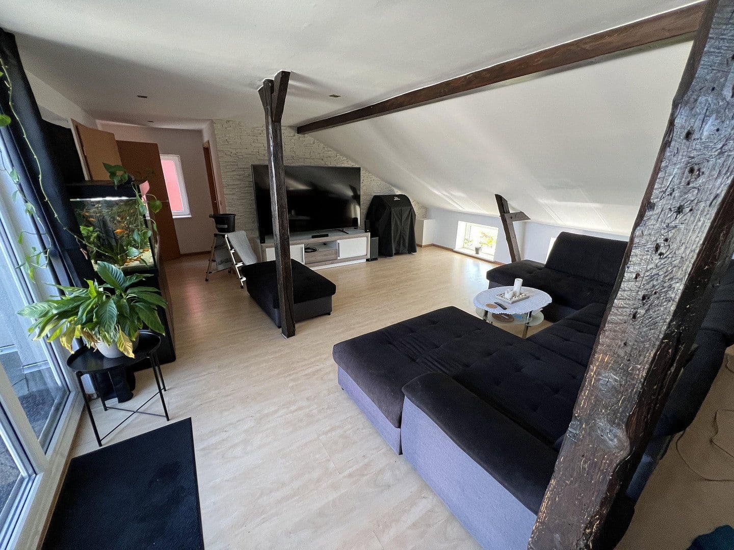 Prenájom bytu 5-izbový 105 m², Kaakstraße 21, Wilhelmshaven, Dolné Sasko Prenájom bytu 5-izbový 105 m², Kaakstraße 21, Wilhelmshaven, Dolné Sasko