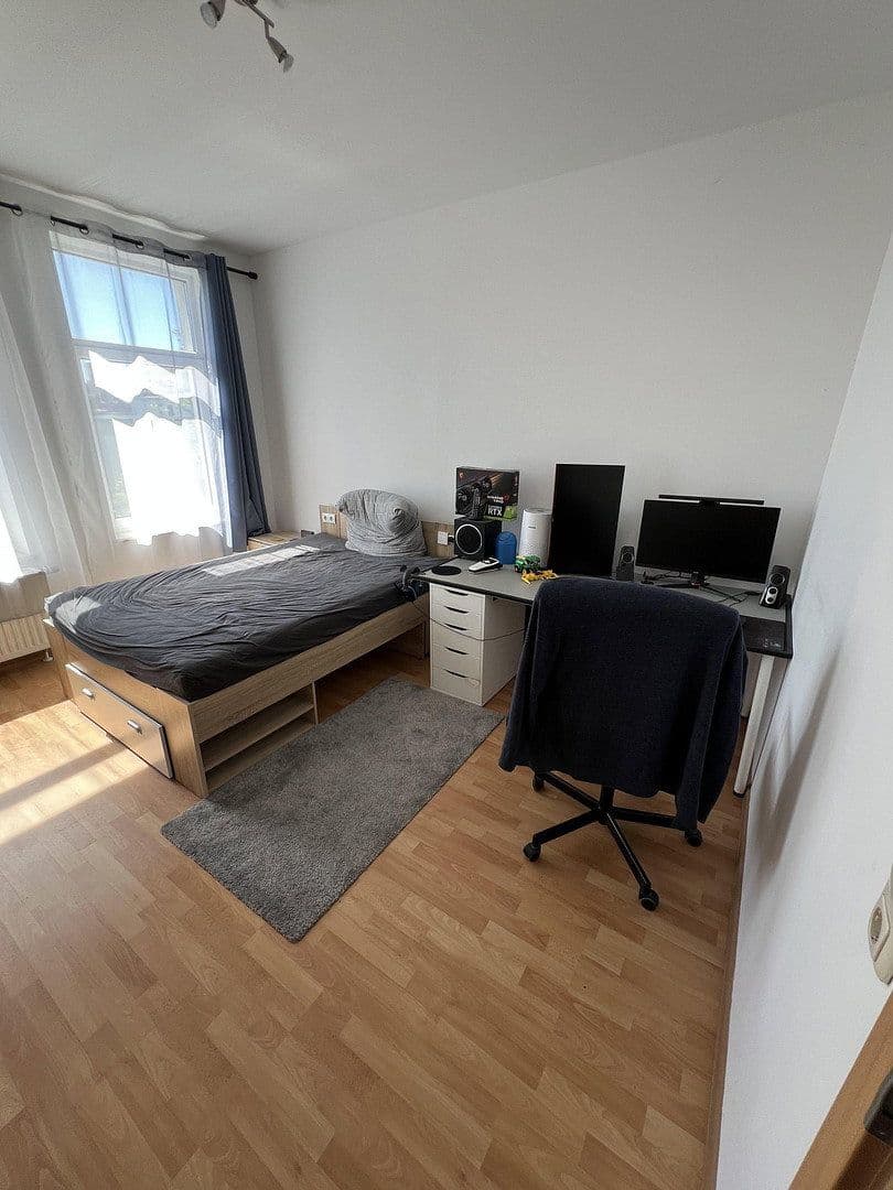 Prenájom bytu 5-izbový 105 m², Kaakstraße 21, Wilhelmshaven, Dolné Sasko Prenájom bytu 5-izbový 105 m², Kaakstraße 21, Wilhelmshaven, Dolné Sasko