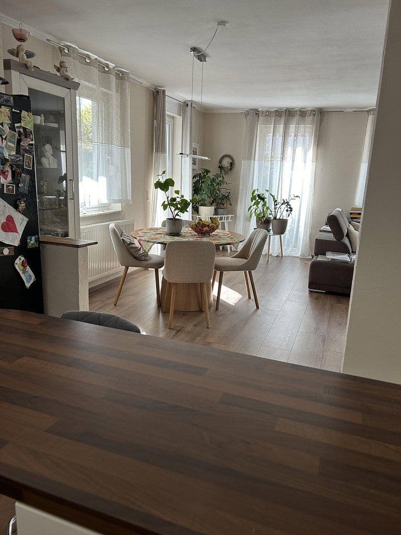 Predaj domu 124 m², pozemek 555 m², Sehnde, Dolné Sasko Predaj domu 124 m², pozemek 555 m², Sehnde, Dolné Sasko