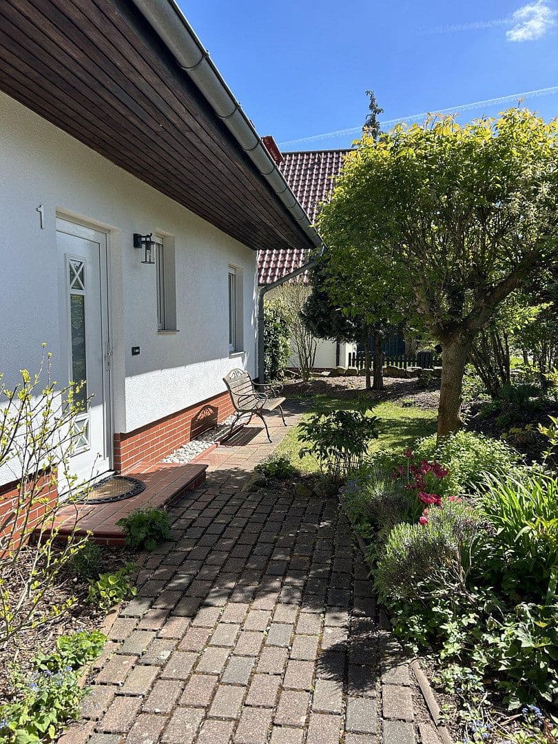 Predaj domu 124 m², pozemek 555 m², Sehnde, Dolné Sasko Predaj domu 124 m², pozemek 555 m², Sehnde, Dolné Sasko