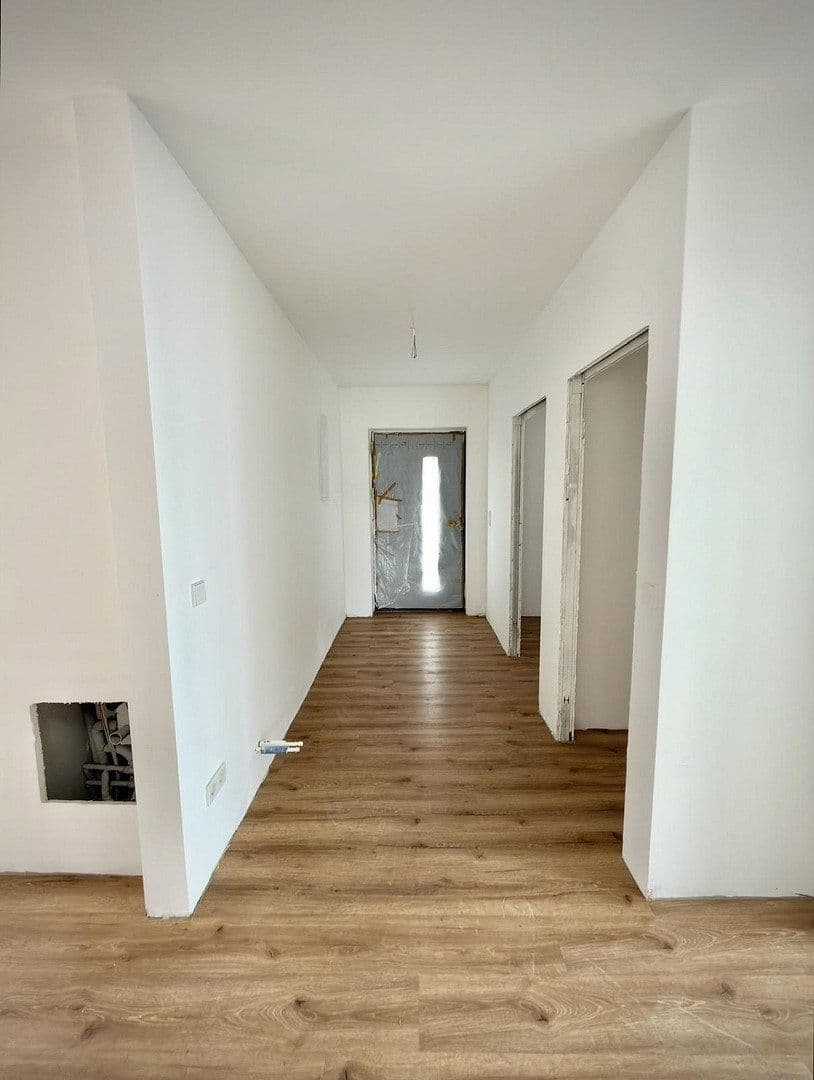 Prenájom bytu 3-izbový 85 m², Neulußheim, Bádensko-Wurttembersko Prenájom bytu 3-izbový 85 m², Neulußheim, Bádensko-Wurttembersko