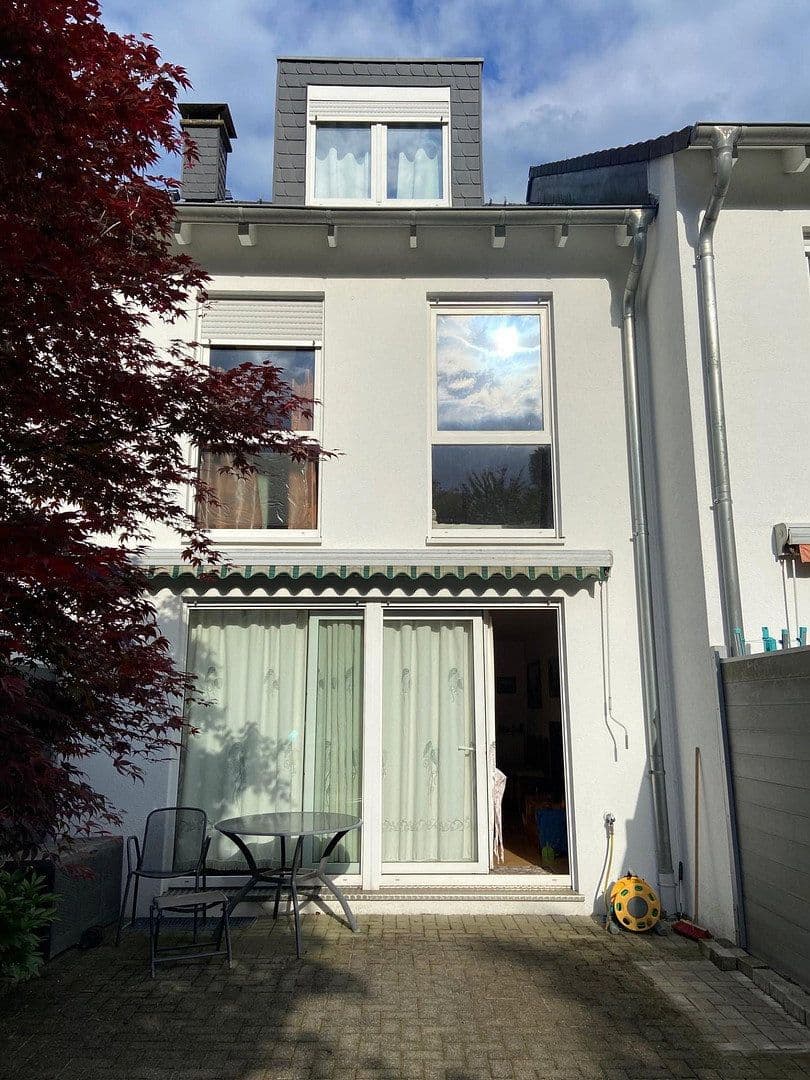 Predaj domu 145 m², pozemek 159 m², Ratingen, Severné Porýnie - Westfálsko Predaj domu 145 m², pozemek 159 m², Ratingen, Severné Porýnie - Westfálsko