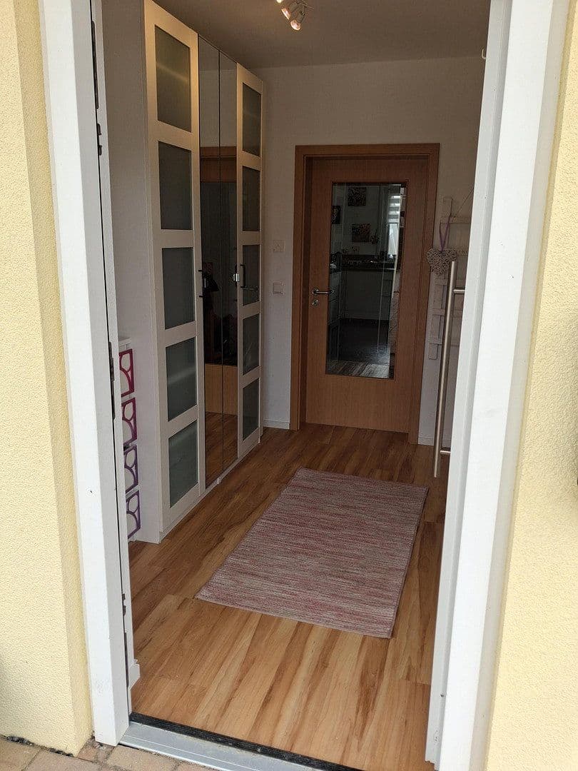Predaj domu 141 m², pozemek 739 m², Obernheim, Bádensko-Wurttembersko Predaj domu 141 m², pozemek 739 m², Obernheim, Bádensko-Wurttembersko