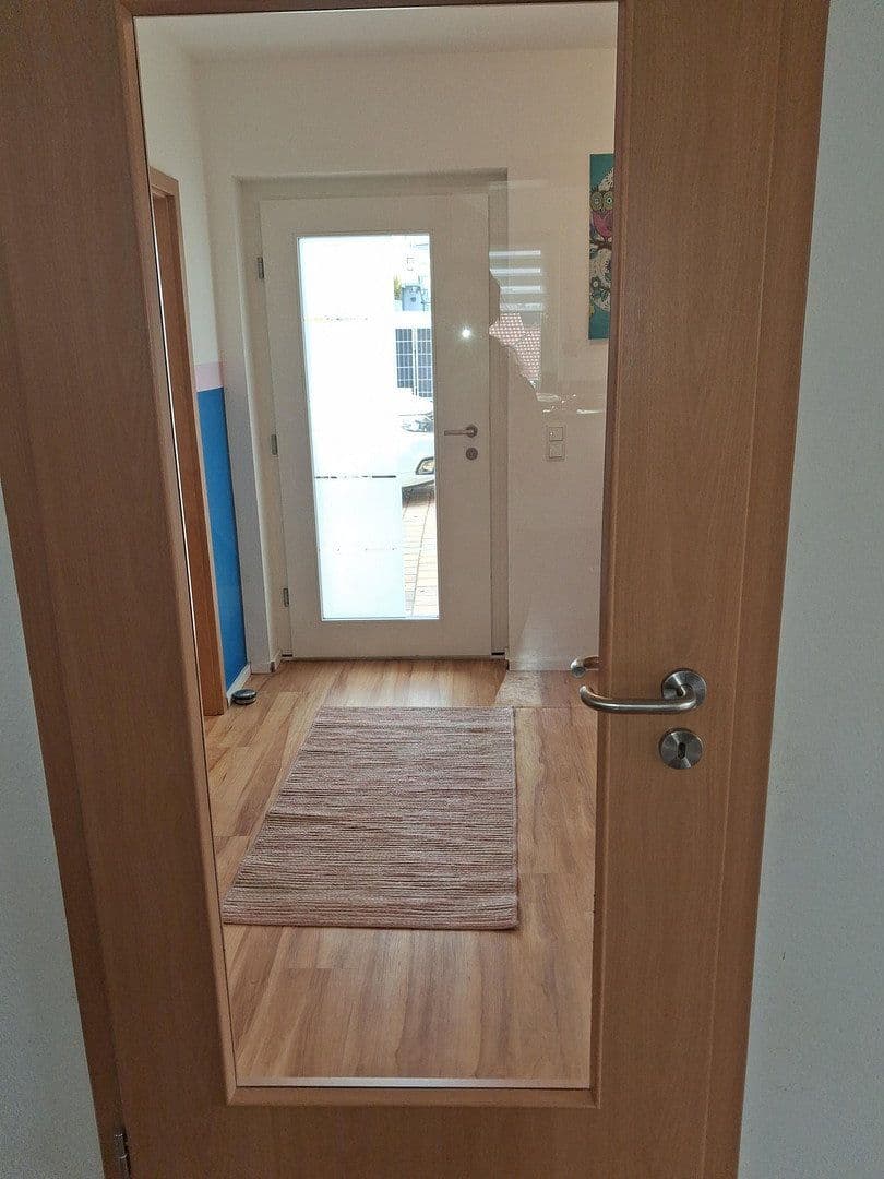 Predaj domu 141 m², pozemek 739 m², Obernheim, Bádensko-Wurttembersko Predaj domu 141 m², pozemek 739 m², Obernheim, Bádensko-Wurttembersko