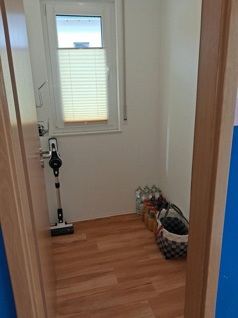 Predaj domu 141 m², pozemek 739 m², Obernheim, Bádensko-Wurttembersko Predaj domu 141 m², pozemek 739 m², Obernheim, Bádensko-Wurttembersko