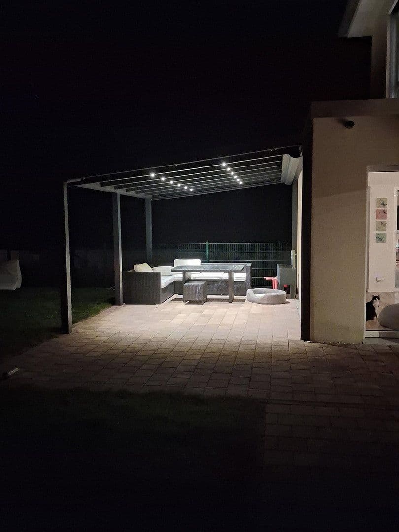 Predaj domu 141 m², pozemek 739 m², Obernheim, Bádensko-Wurttembersko Predaj domu 141 m², pozemek 739 m², Obernheim, Bádensko-Wurttembersko