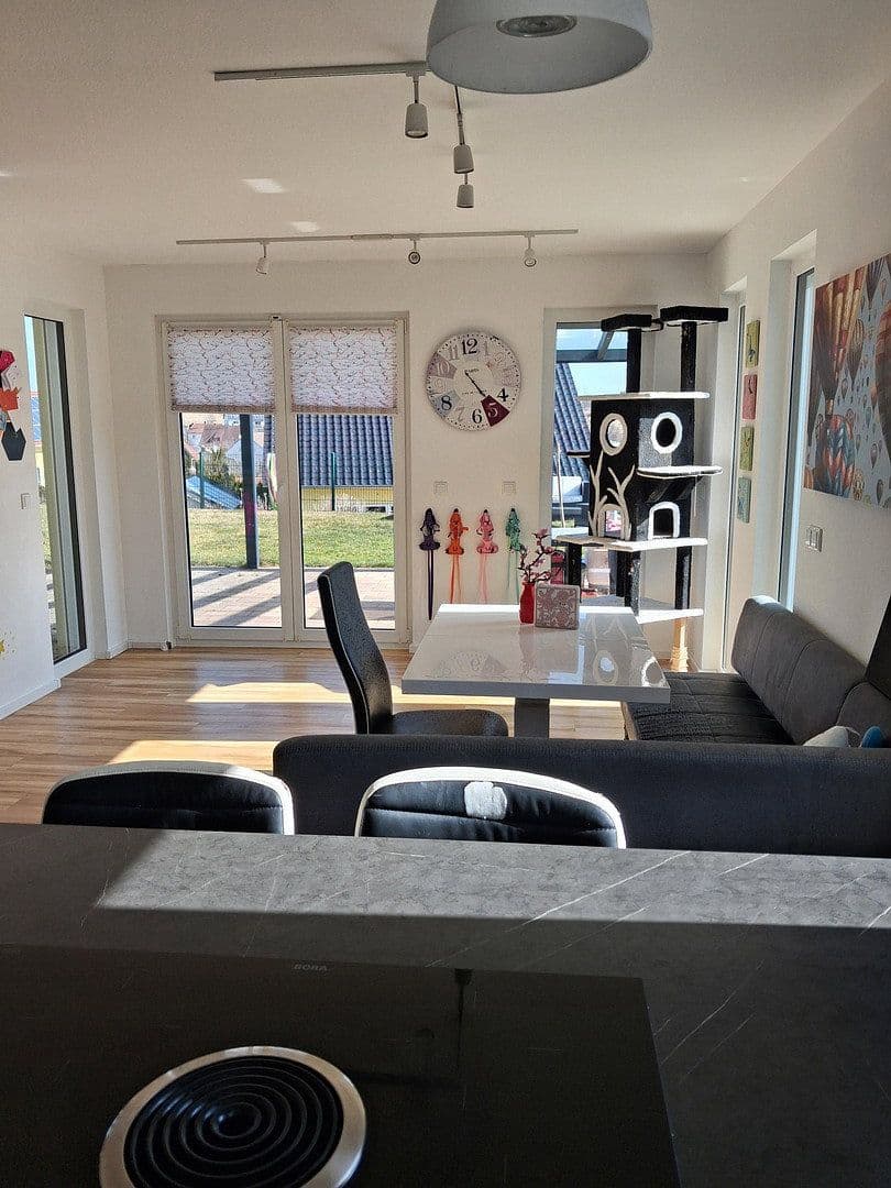 Predaj domu 141 m², pozemek 739 m², Obernheim, Bádensko-Wurttembersko Predaj domu 141 m², pozemek 739 m², Obernheim, Bádensko-Wurttembersko
