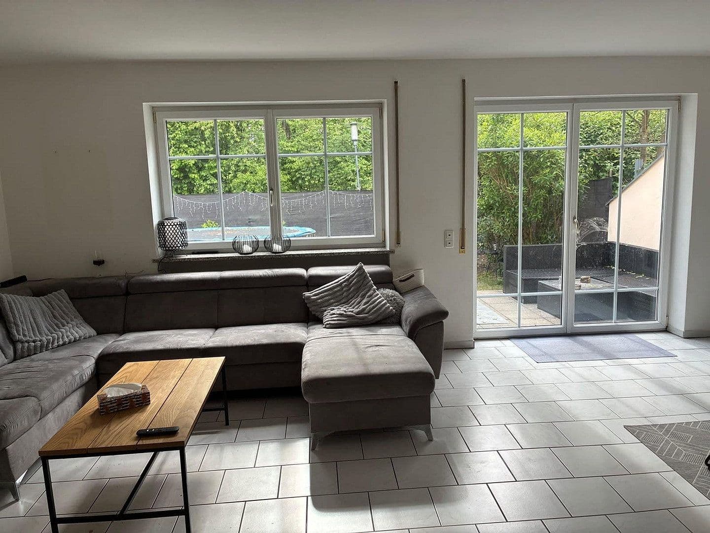 Prenájom domu 145 m², pozemek 264 m², Am Fohlenhof 26a, Geisenfeld, Bavorsko Prenájom domu 145 m², pozemek 264 m², Am Fohlenhof 26a, Geisenfeld, Bavorsko