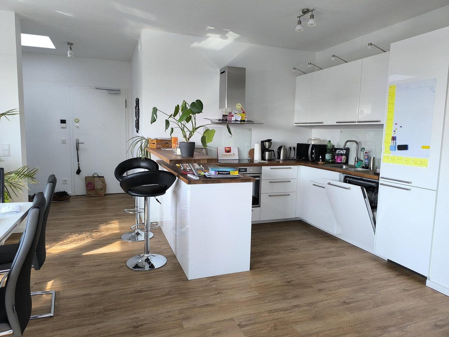 Predaj bytu 3-izbový 86 m², Frankfurt, Hesensko Predaj bytu 3-izbový 86 m², Frankfurt, Hesensko