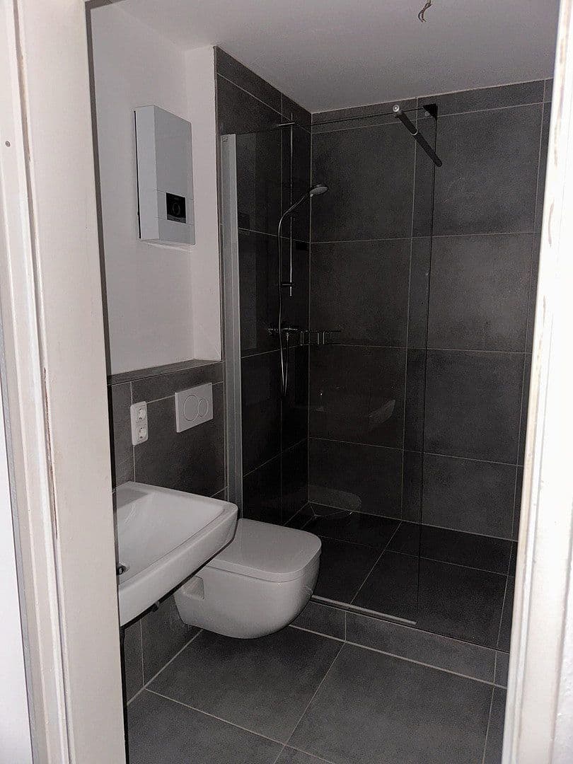 Prenájom bytu 2-izbový 46 m², Köln, Severné Porýnie - Westfálsko Prenájom bytu 2-izbový 46 m², Köln, Severné Porýnie - Westfálsko
