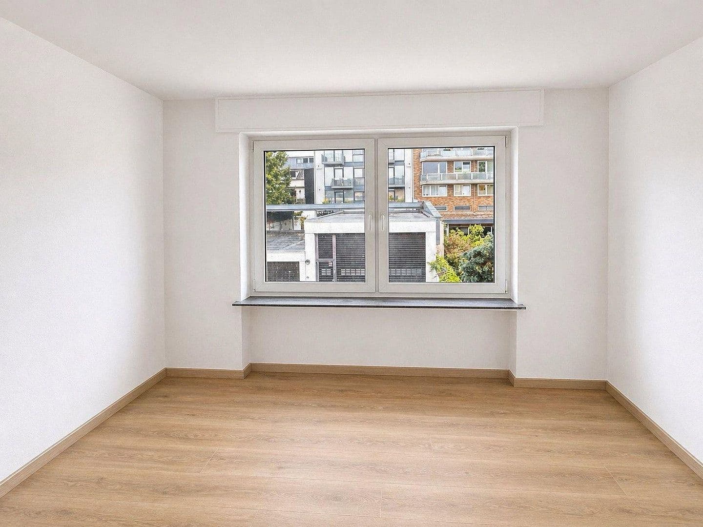 Prenájom bytu 2-izbový 46 m², Köln, Severné Porýnie - Westfálsko Prenájom bytu 2-izbový 46 m², Köln, Severné Porýnie - Westfálsko