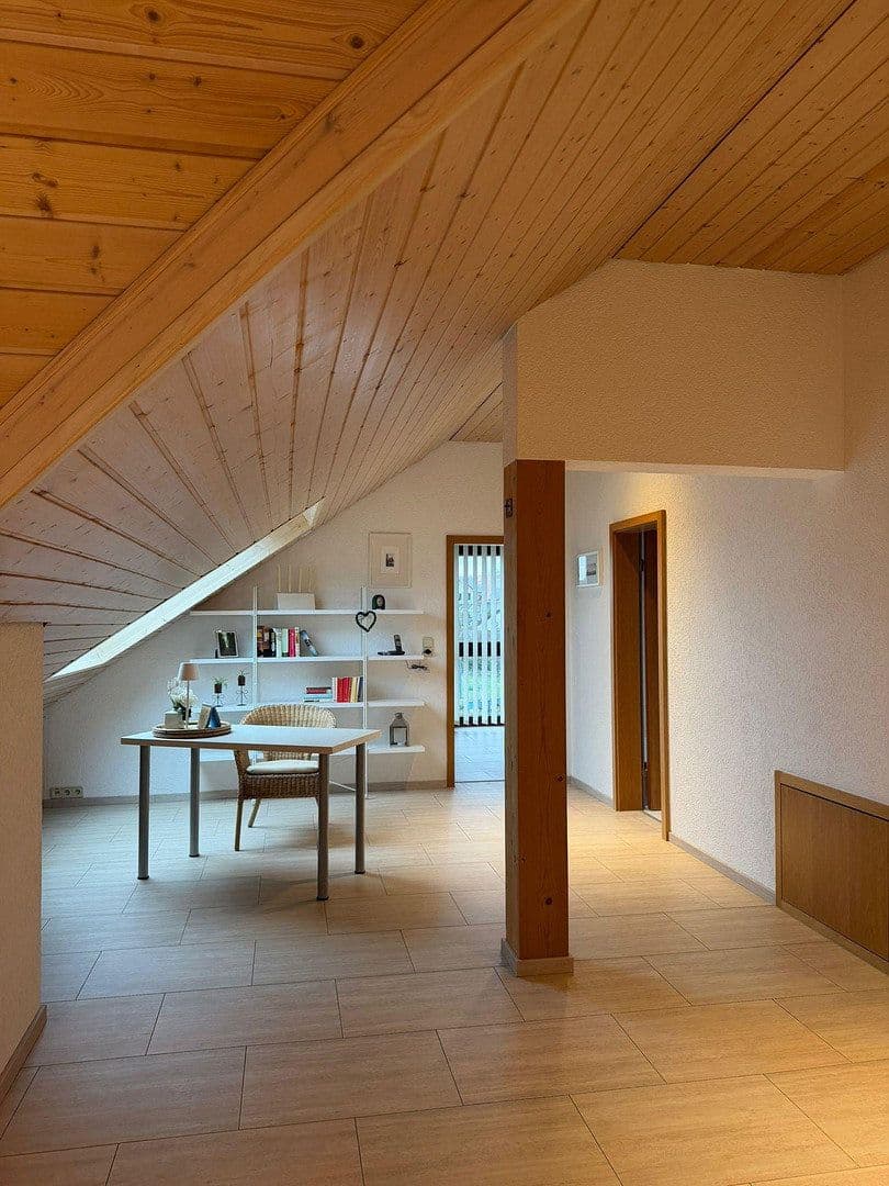 Prenájom bytu 1-izbový 74 m², Bad Friedrichshall, Bádensko-Wurttembersko Prenájom bytu 1-izbový 74 m², Bad Friedrichshall, Bádensko-Wurttembersko
