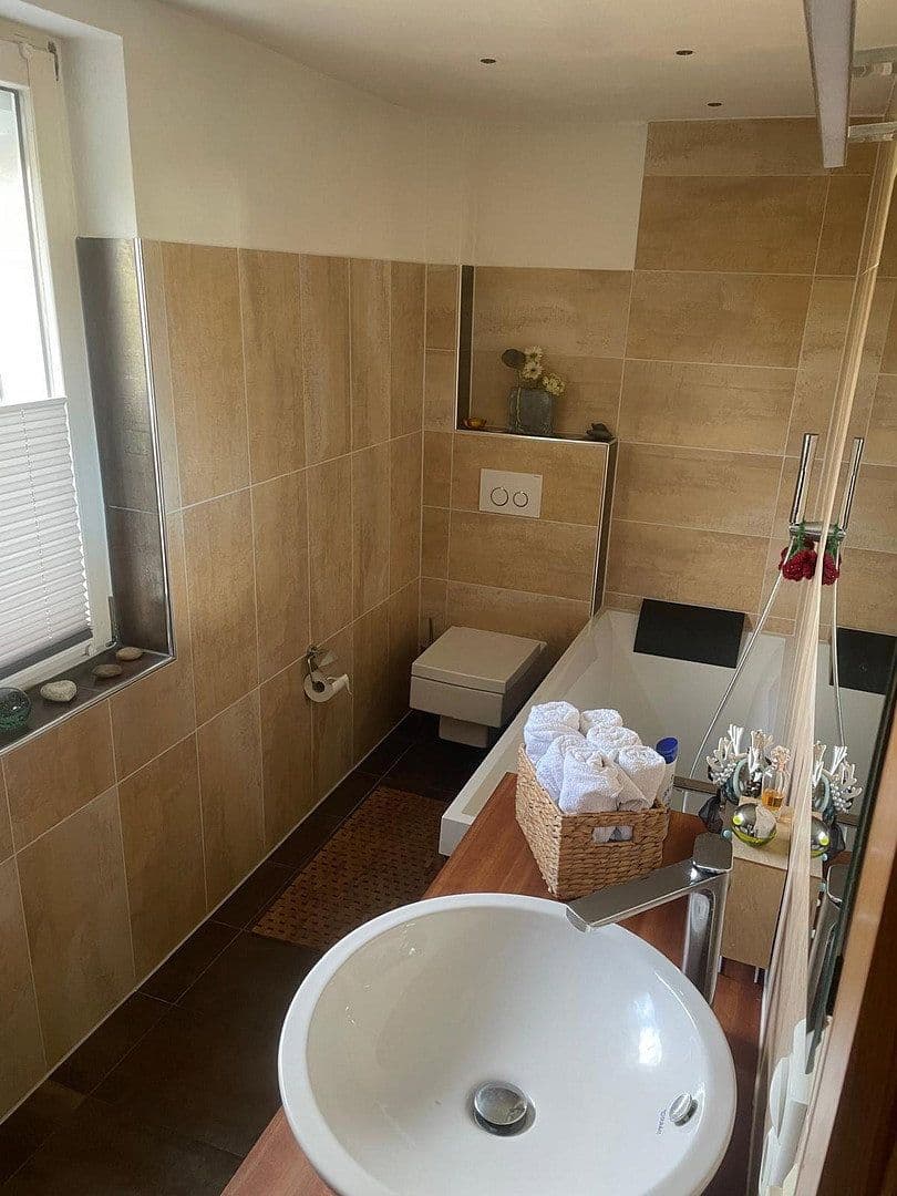 Predaj domu 210 m², pozemek 750 m², Münchhausen, Hesensko Predaj domu 210 m², pozemek 750 m², Münchhausen, Hesensko