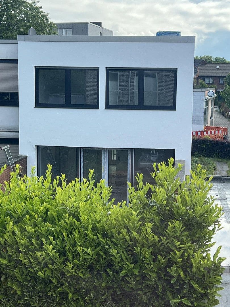 Prenájom domu 105 m², pozemek 352 m², Moers, Severné Porýnie - Westfálsko Prenájom domu 105 m², pozemek 352 m², Moers, Severné Porýnie - Westfálsko