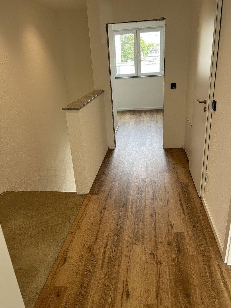 Prenájom domu 105 m², pozemek 352 m², Moers, Severné Porýnie - Westfálsko Prenájom domu 105 m², pozemek 352 m², Moers, Severné Porýnie - Westfálsko