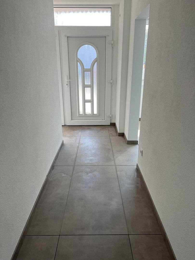 Prenájom domu 105 m², pozemek 352 m², Moers, Severné Porýnie - Westfálsko Prenájom domu 105 m², pozemek 352 m², Moers, Severné Porýnie - Westfálsko