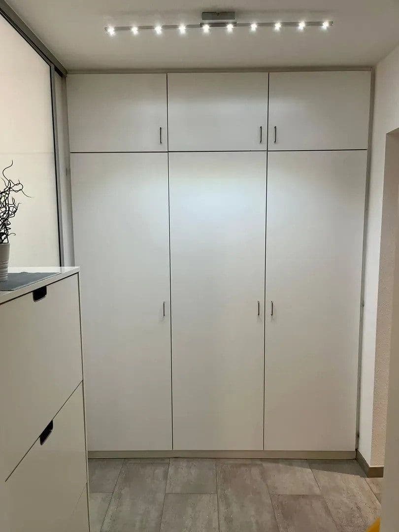 Prenájom bytu 2-izbový 72 m², Karlsruhe, Bádensko-Wurttembersko Prenájom bytu 2-izbový 72 m², Karlsruhe, Bádensko-Wurttembersko