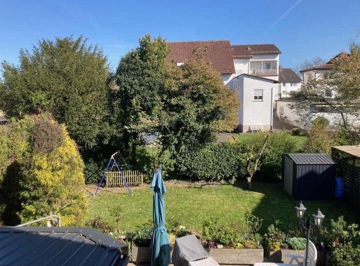 Prenájom bytu 3-izbový 73 m², Frankfurt am Main, Hesensko Prenájom bytu 3-izbový 73 m², Frankfurt am Main, Hesensko