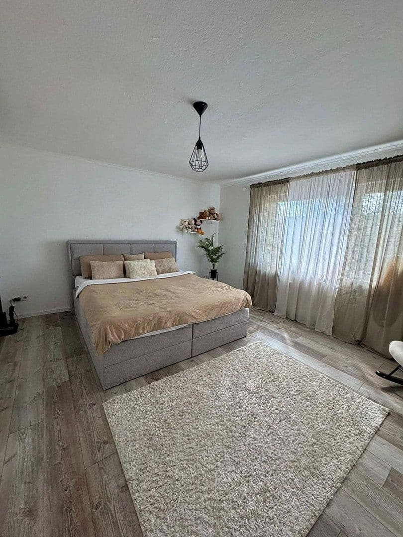 Prenájom bytu 2-izbový 63 m², Blücherstr. 20, Pforzheim, Bádensko-Wurttembersko Prenájom bytu 2-izbový 63 m², Blücherstr. 20, Pforzheim, Bádensko-Wurttembersko